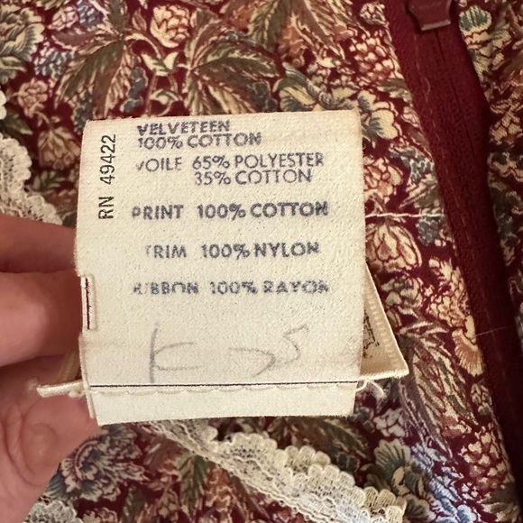 Floral Burgundy and Cream Vintage Gunne Sax Dress - Picture 4 of 4